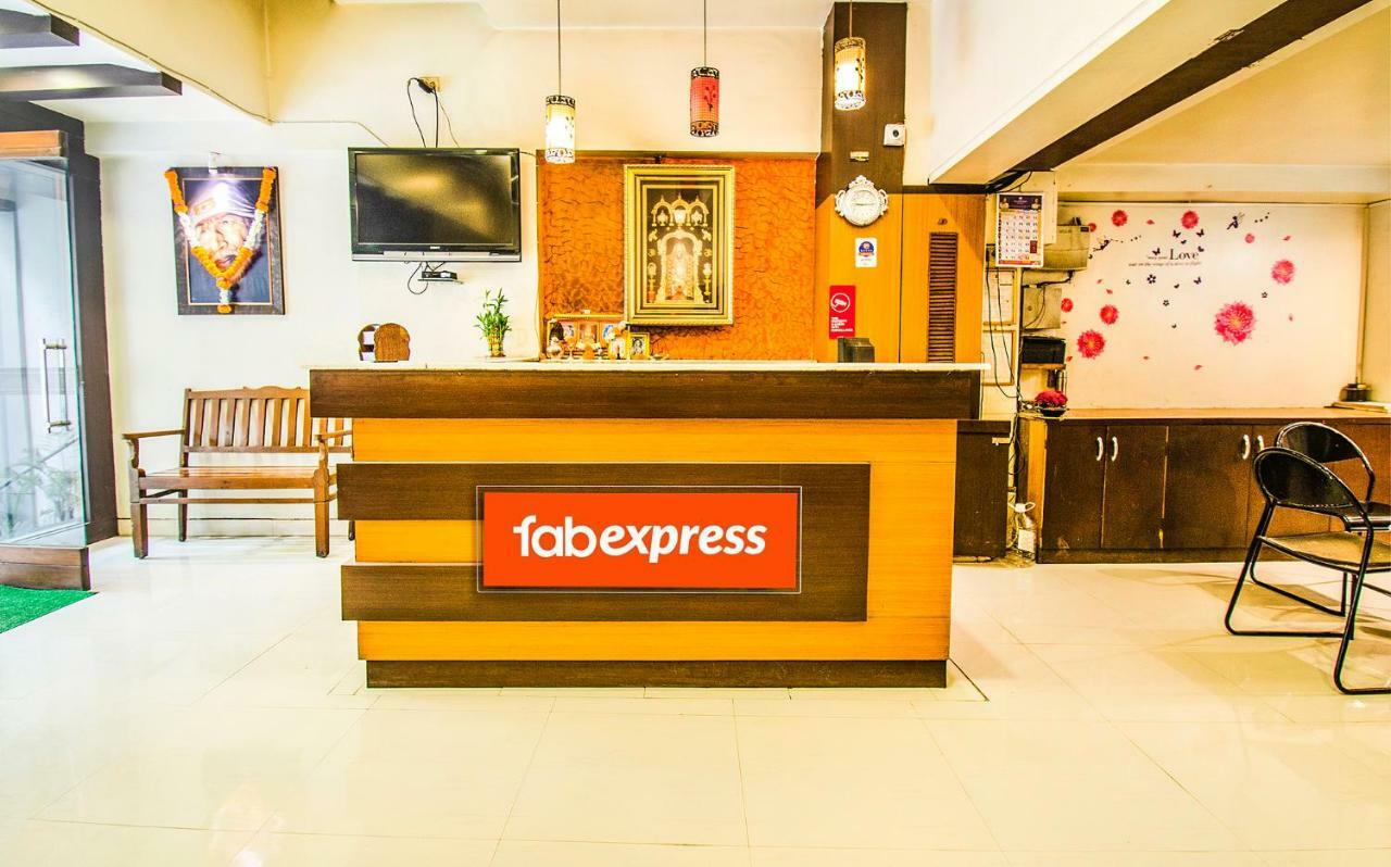 Hotel Fabexpress Karishma - Shivaji Nagar, 3*